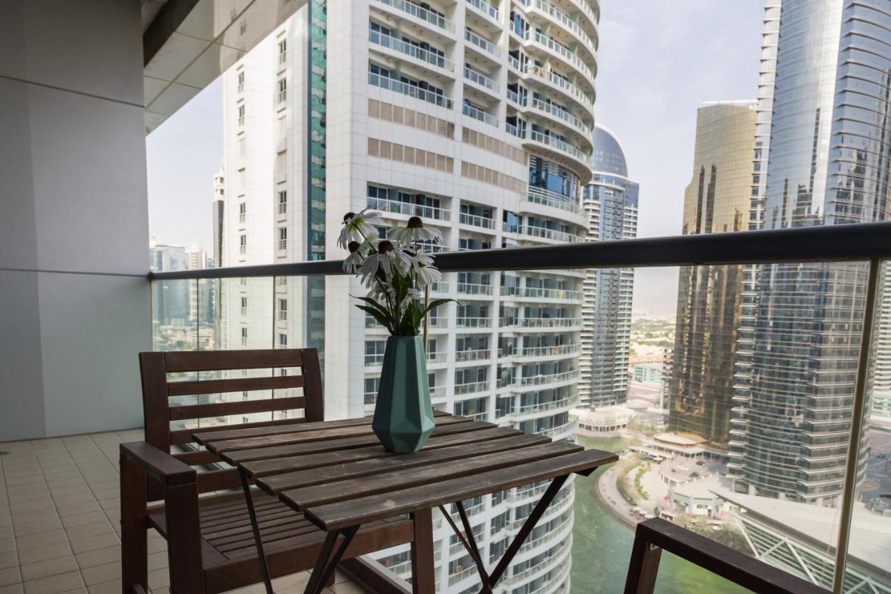 Higuests - Cozy Studio With Panoramic Views On The Lake Apartment ดูไบ ภายนอก รูปภาพ